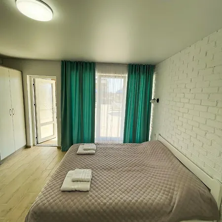 Inn міні-готель Turin з басейном на кароліно-бугазі Karolino-Buhaz